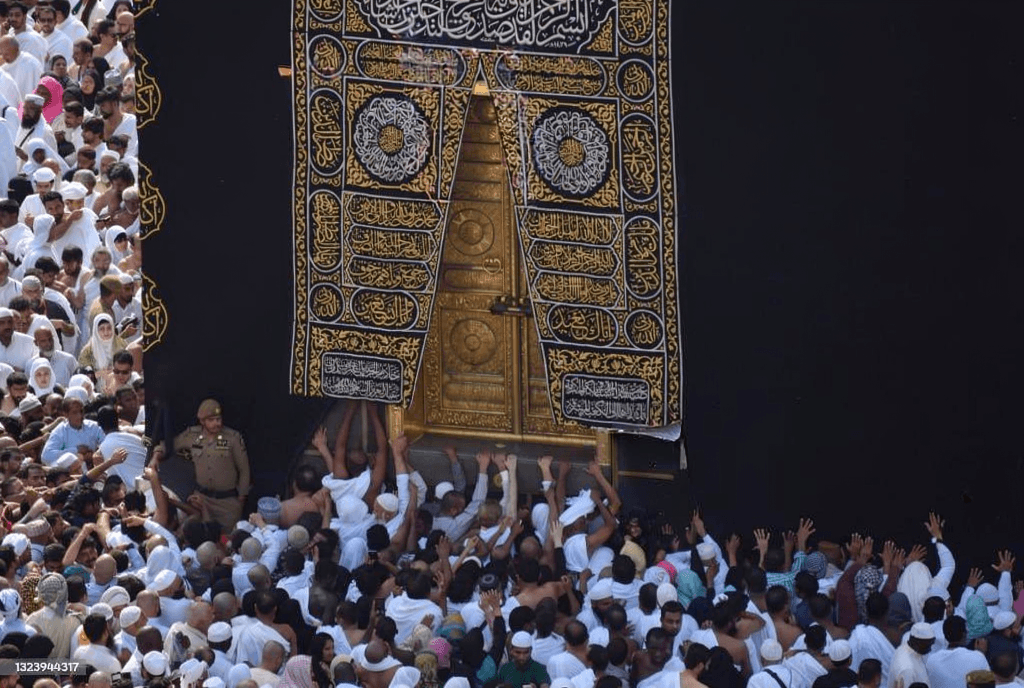 14 Nights Easter Umrah Package | 4 Star Package